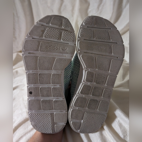 adidas Swift Run Primeknit (Ice Blue) - Picture 2 of 6